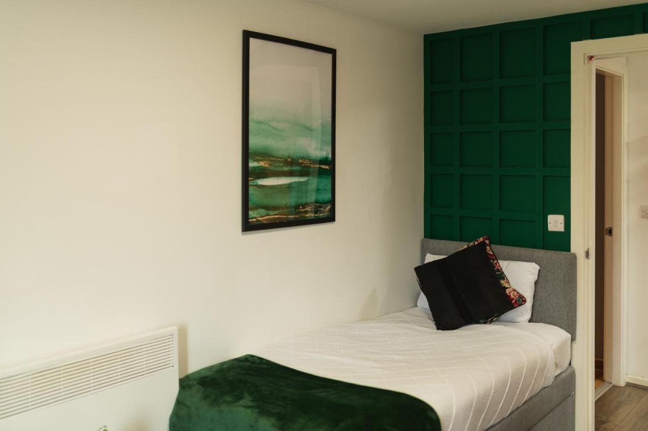 Sidemersey Livings- Convenient And Central 2-Bedroom Haven In L1 Liverpool Kültér fotó